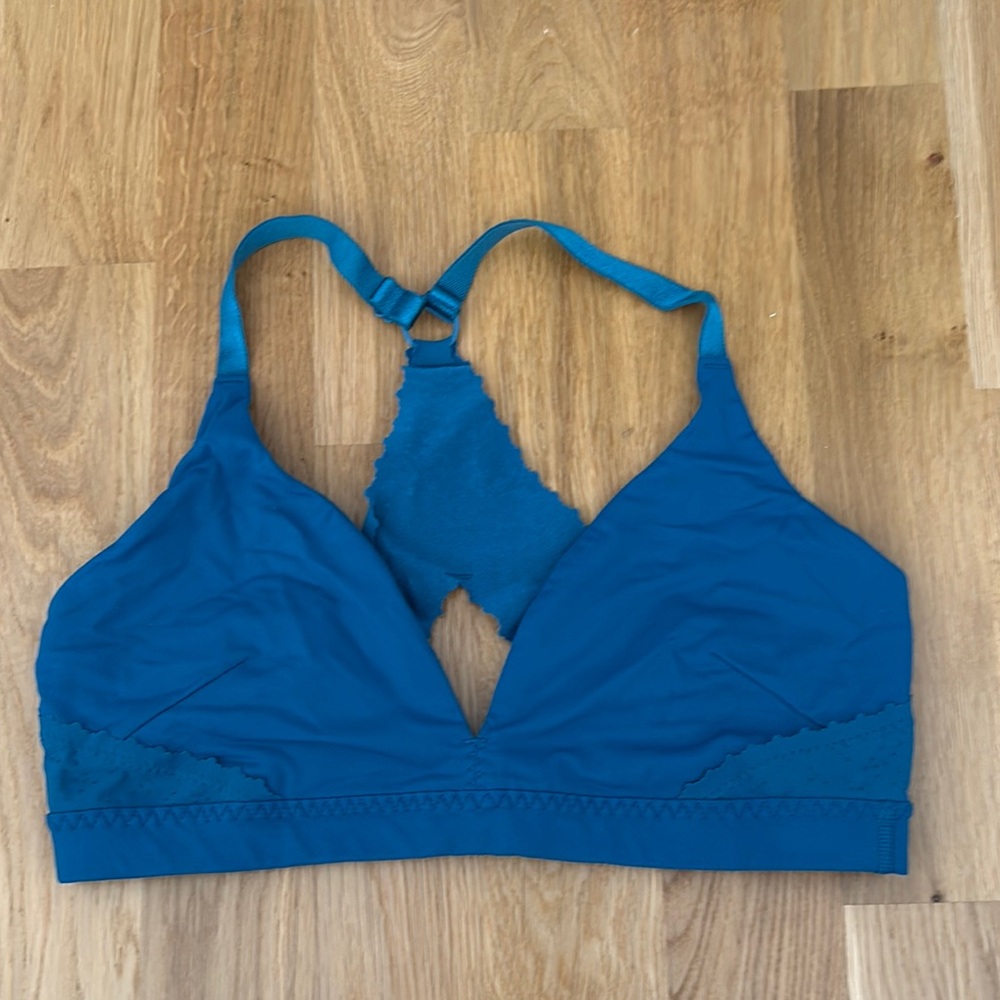 LULULEMON Teal Racerback Bra